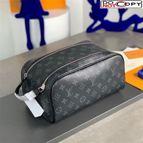 lv dopp kit|louis vuitton dopp kit.